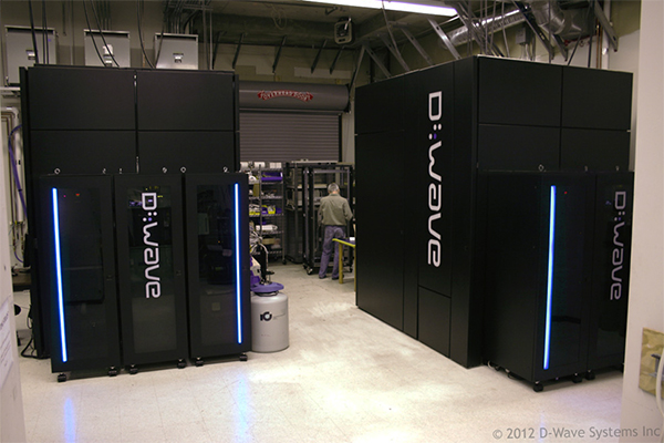 Две системы D-Wave One на этапе тестирования в лаборатории D-Wave Systems.