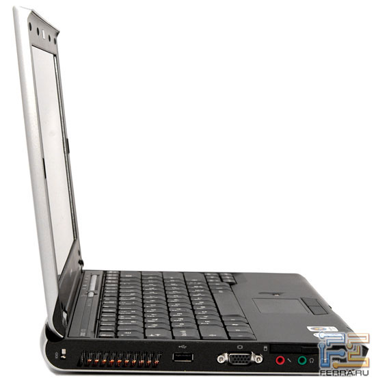 Lenovo 3000 V100: внешний вид в открытом состоянии