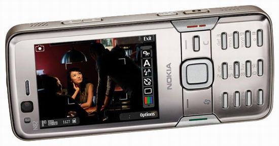 03_Nokia_N82.jpg