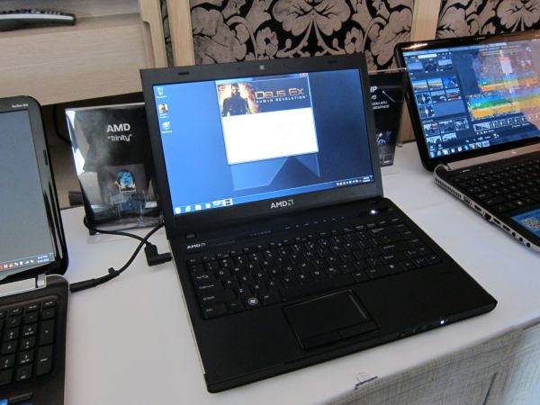 Прототип ноутбука на платформе AMD Trinity (фото AnandTech).