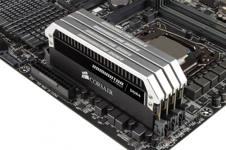 Набор модулей памяти Corsair Dominator Platinum